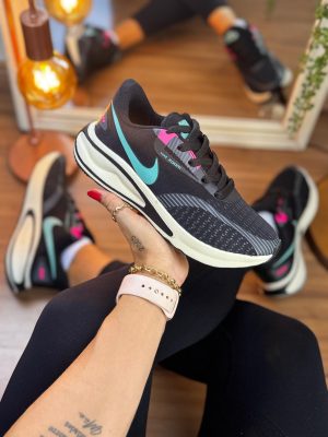 NIKE ZOOM JOURNEY