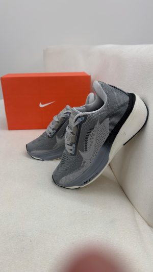 NIKE PEGASUS 42