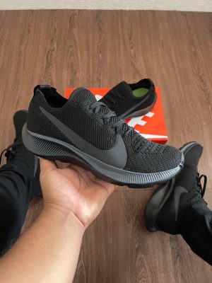 NIKE VAPORFLY