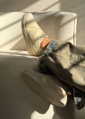 ADIDAS SLIP ON