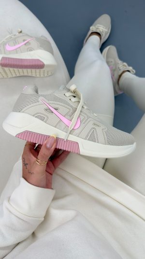NIKE VOLTRIX